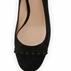 MAKE ME AN OFFER. Tory Burch suede low heel shoes